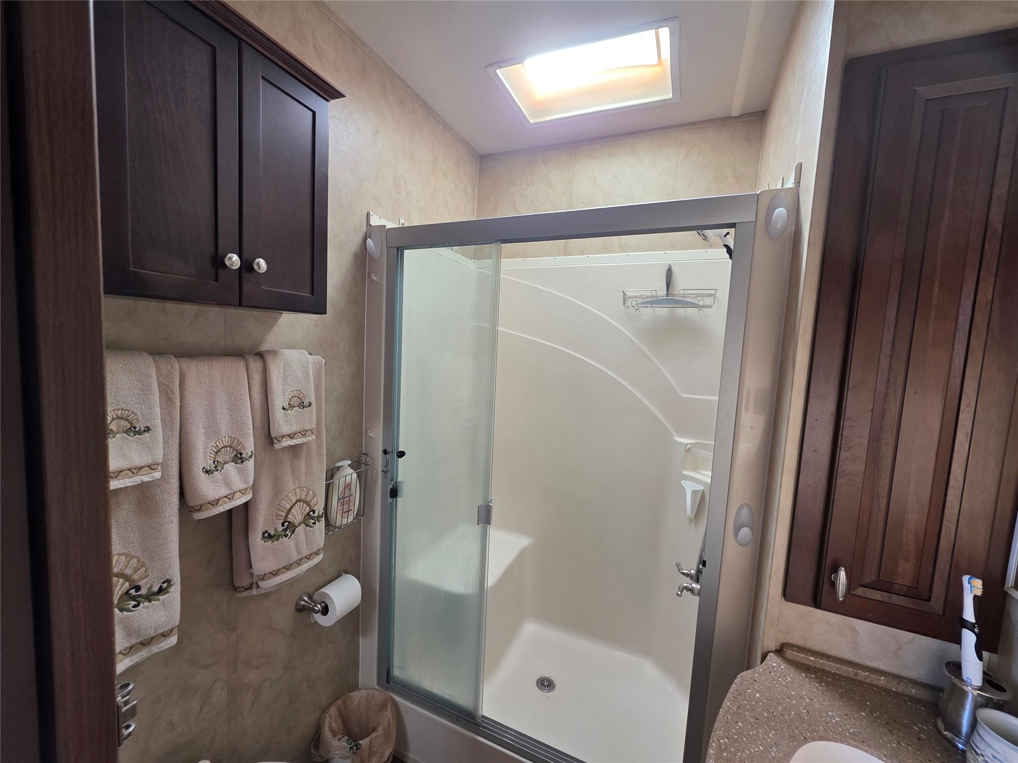 Ancient Oaks R V Residenc - Residential