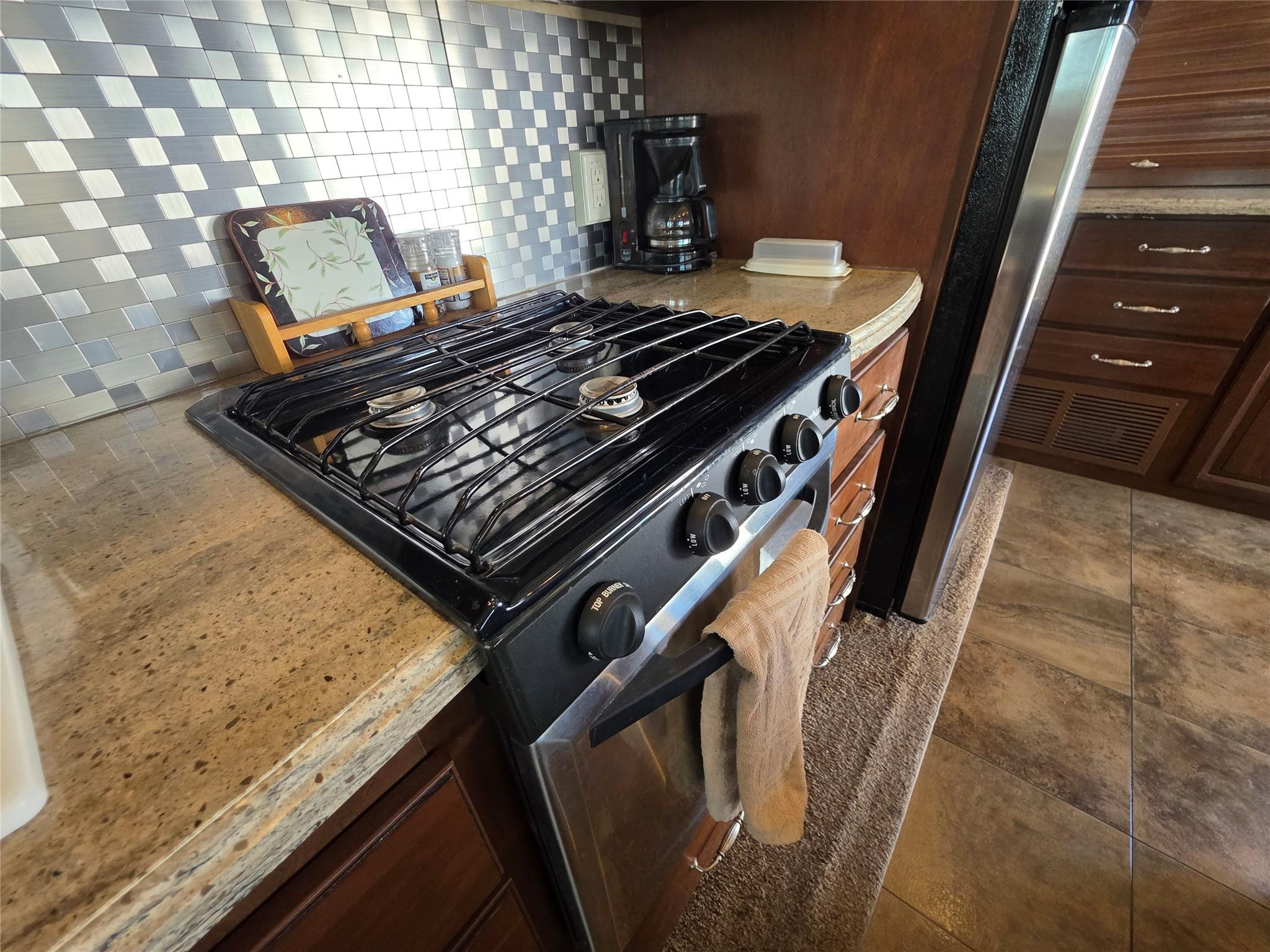 Ancient Oaks R V Residenc - Residential