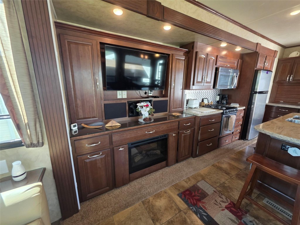 Ancient Oaks R V Residenc - Residential