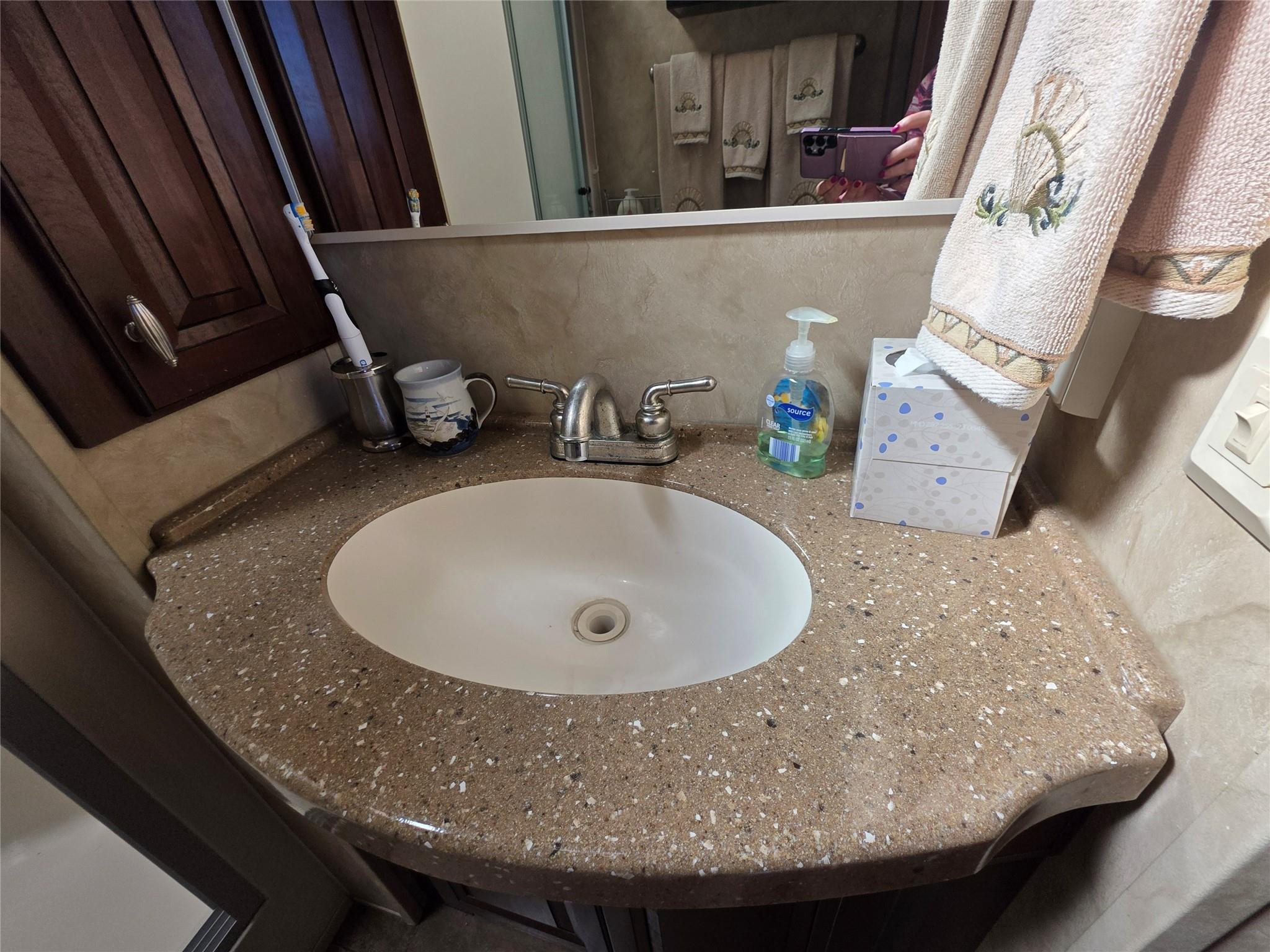 Ancient Oaks R V Residenc - Residential