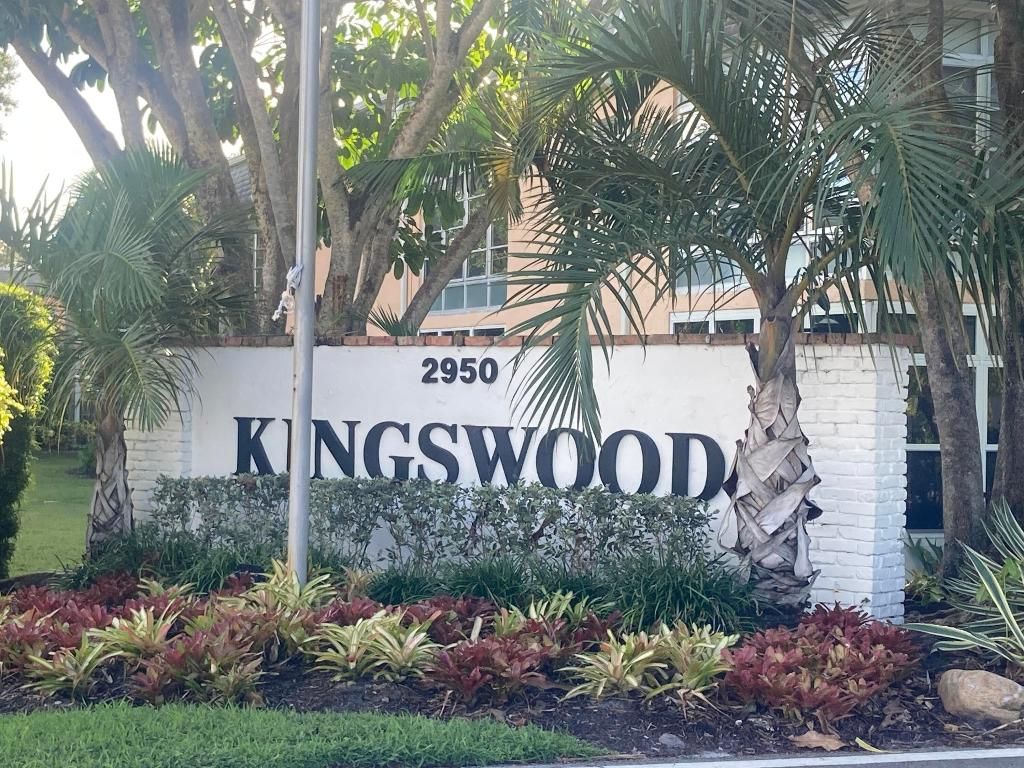 Photo of 2950 SE Ocean Boulevard #34-5, Stuart, FL 34996 (MLS # R11154944)