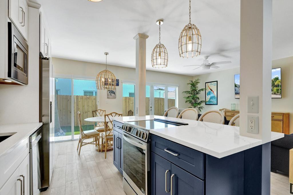 4549 N Ocean Drive 1