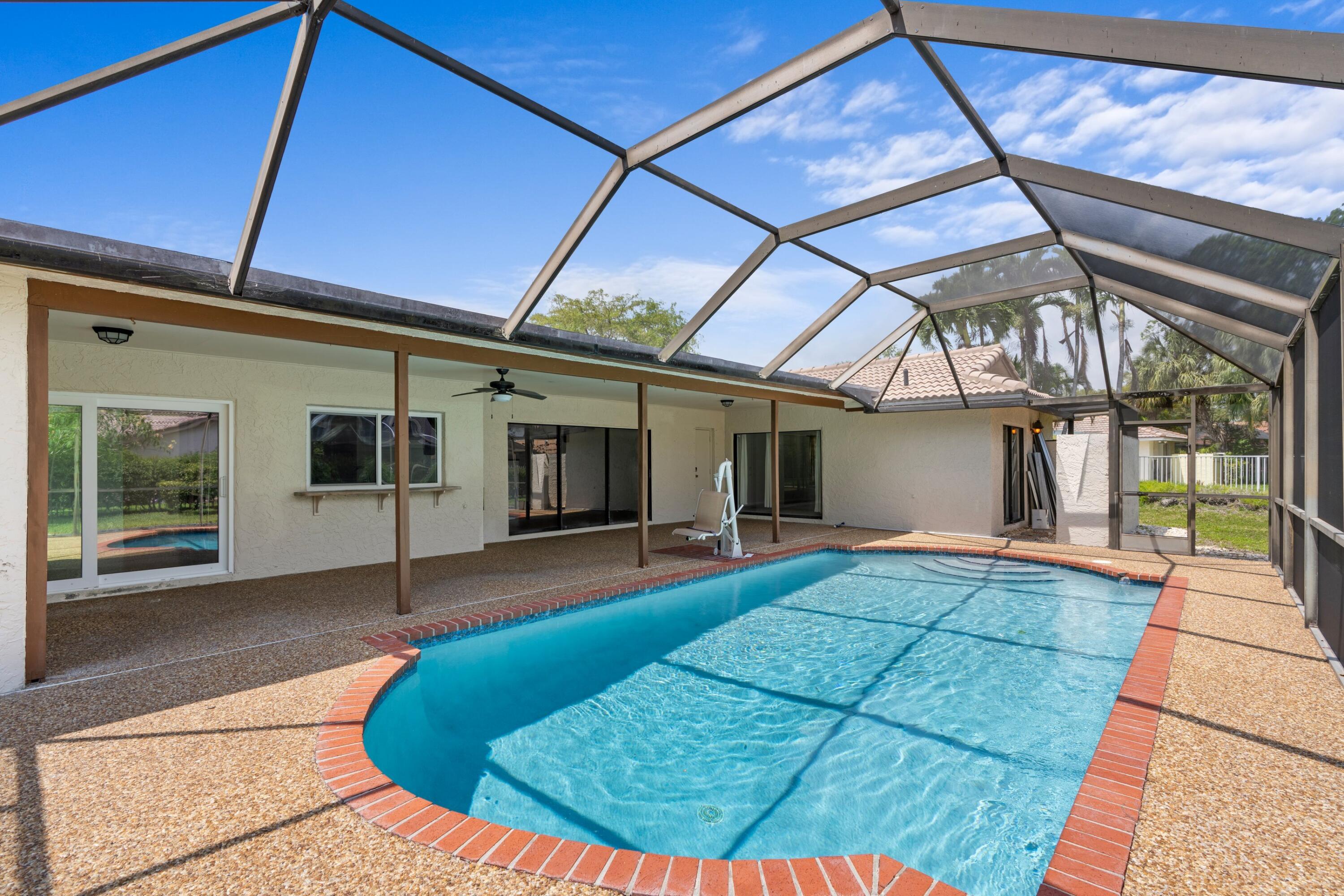 OAK WOOD - Residential
