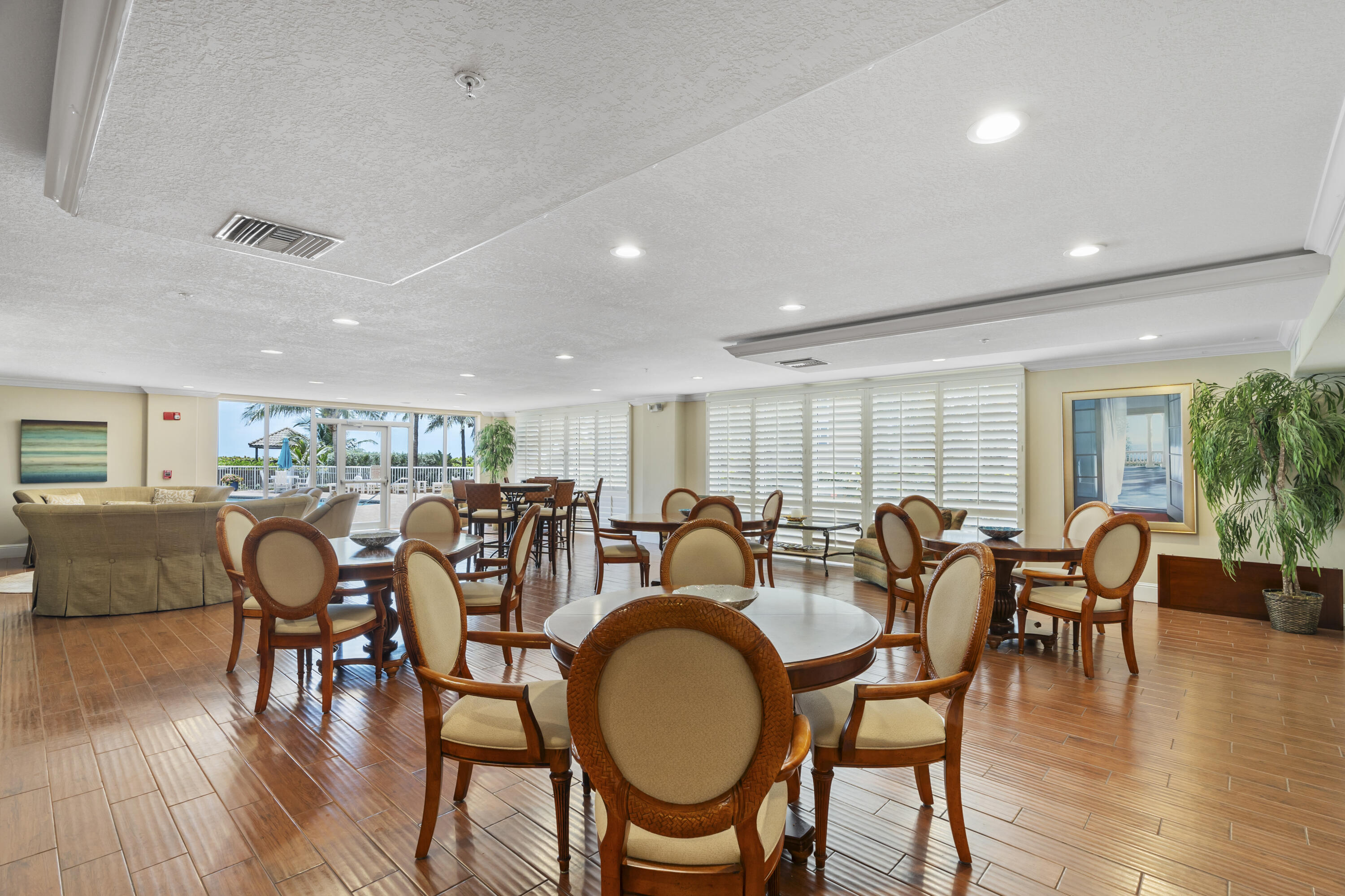 OCEANIQUE OCEANFRONT, A CONDOMINIUM - Residential