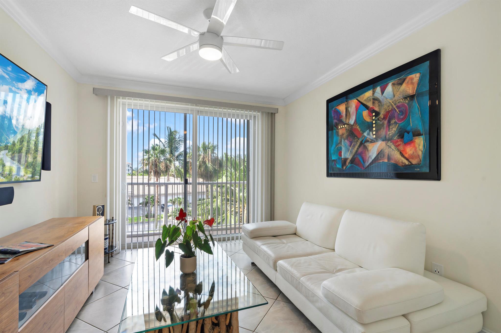 OCEANIQUE OCEANFRONT, A C - Residential