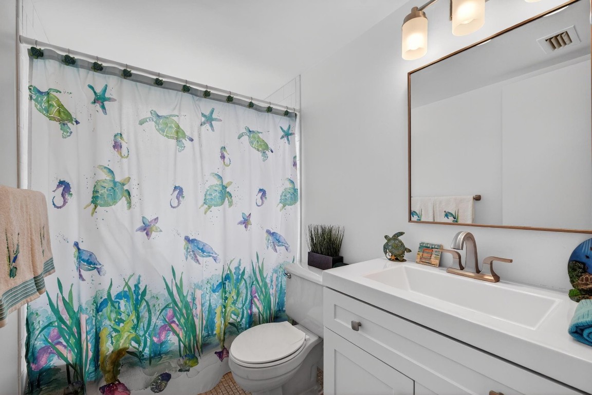 2112 S Cypress Bend Drive 401