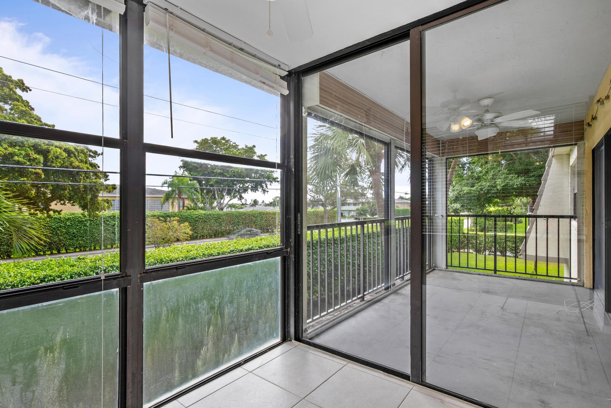 PALM VILLAS CONDO APTS - Residential Lease