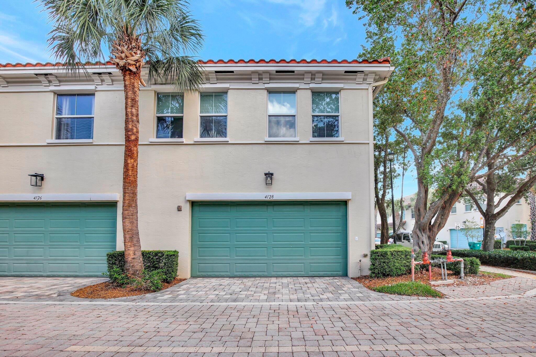 4128 Cascada Circle