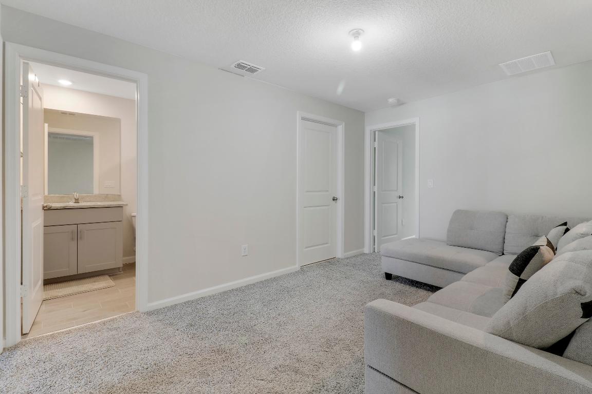 TRILLIUM - Residential