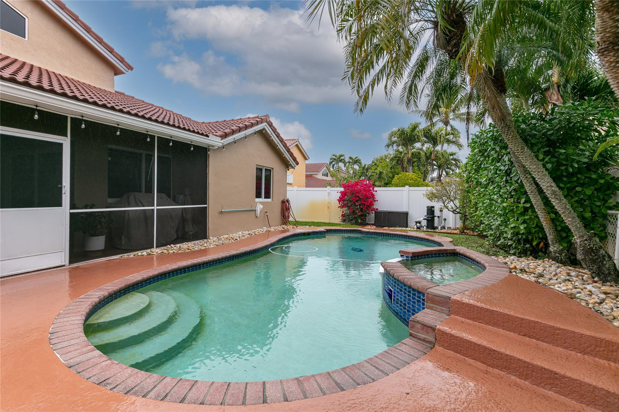 PRESERVE AT CHAPEL TRAIL - Residential