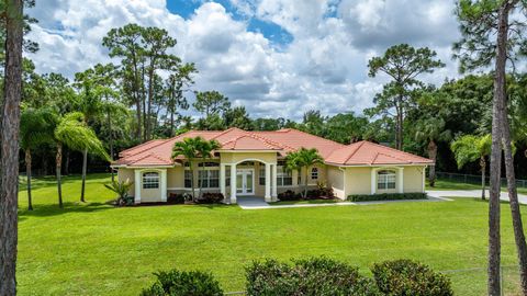 A home in Loxahatchee