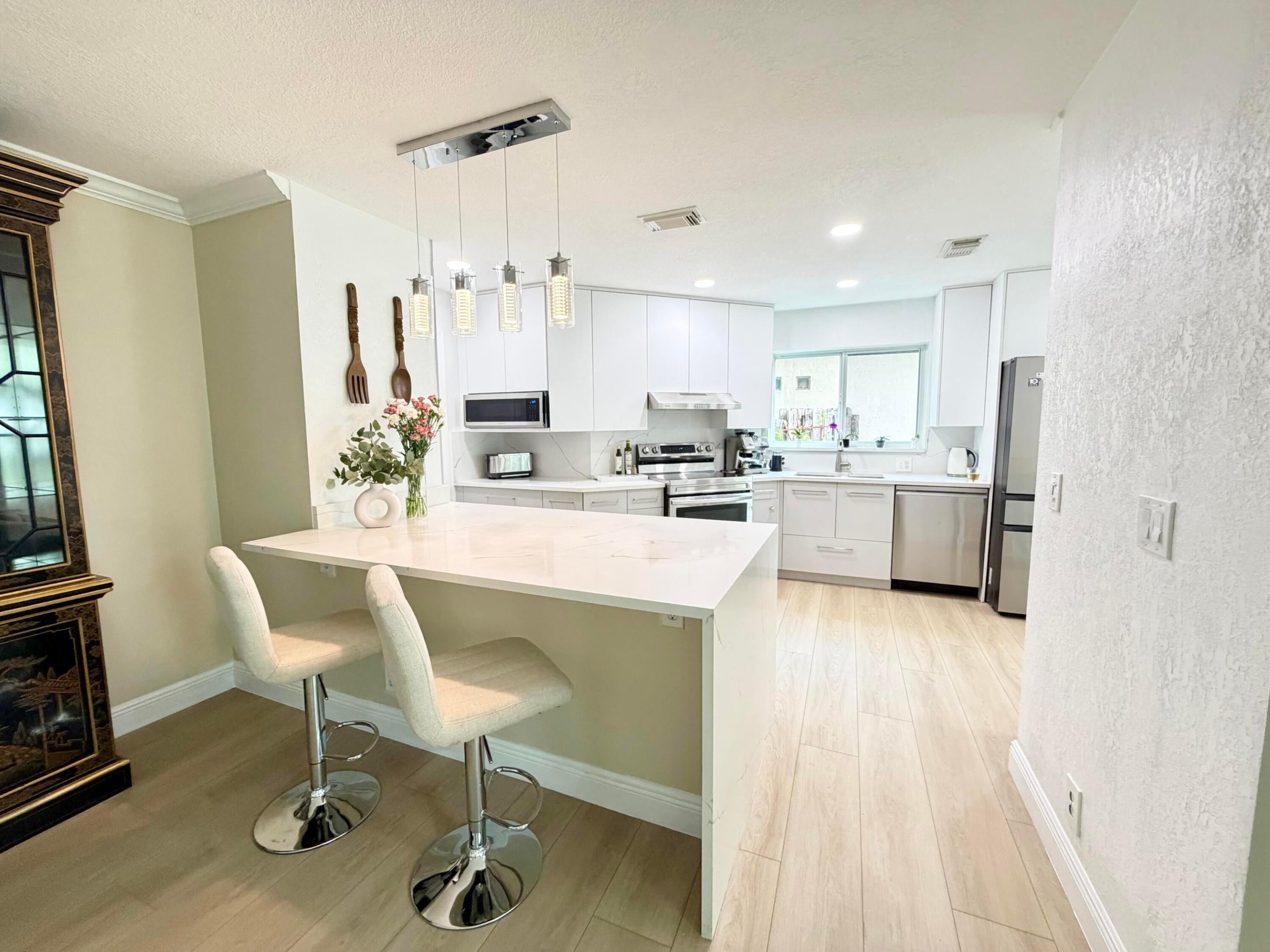 4742 NW 5th Court
