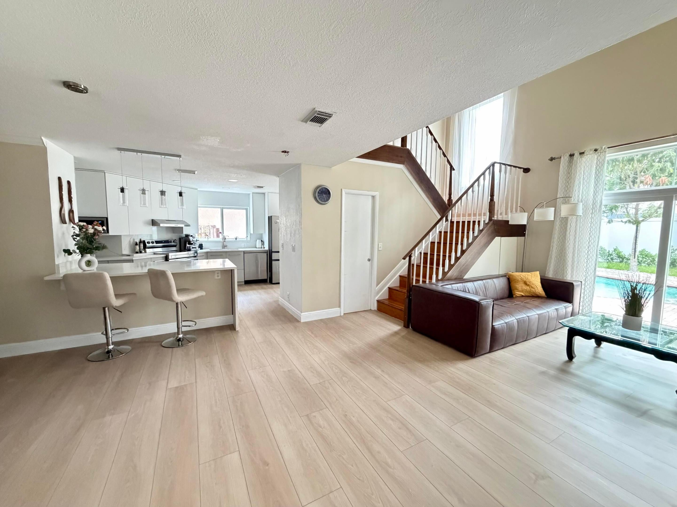 4742 NW 5th Court