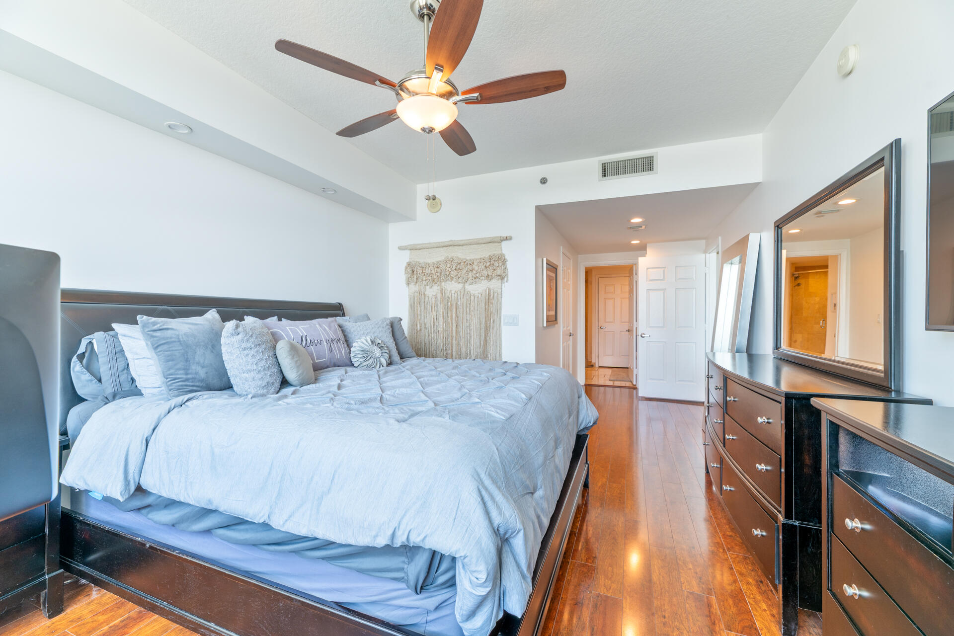 PORT CONDO - Residential