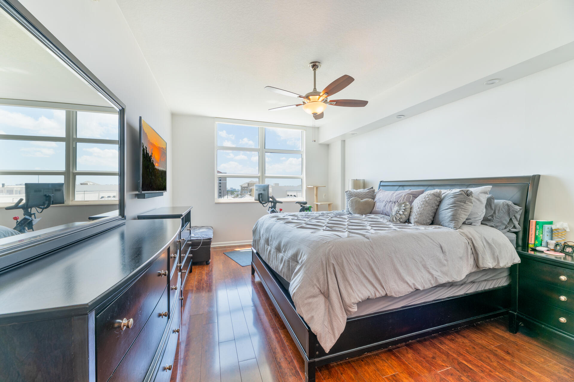 PORT CONDO - Residential