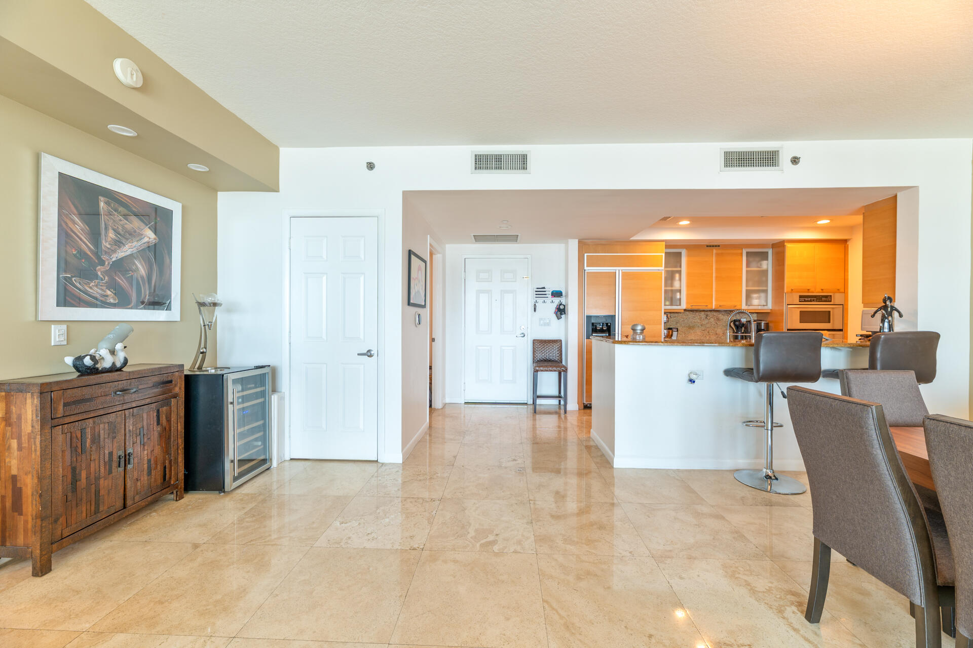 PORT CONDO - Residential