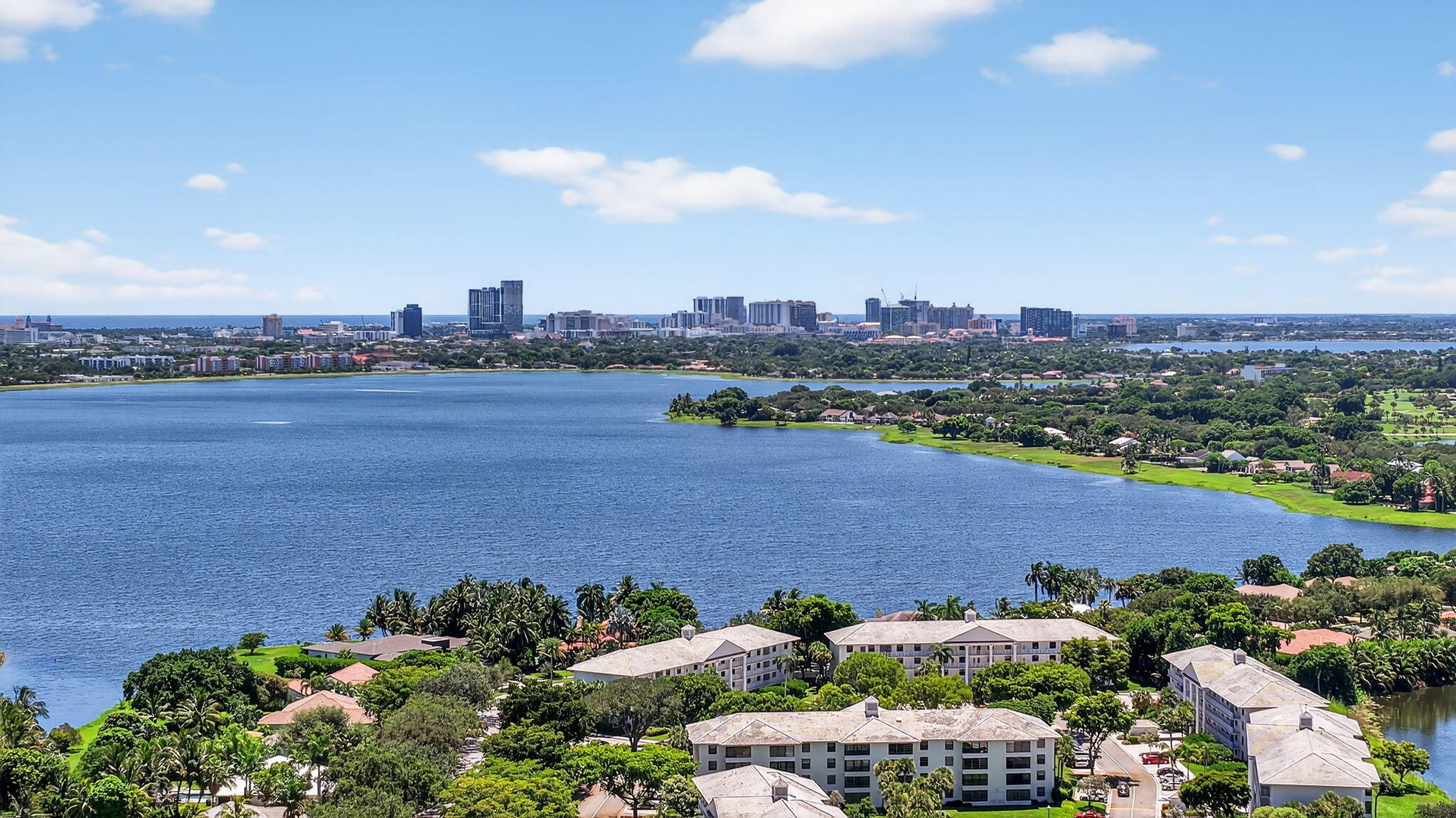 WHITEHALL CONDO OF THE LANDS OF THE PRESIDENT - Residential