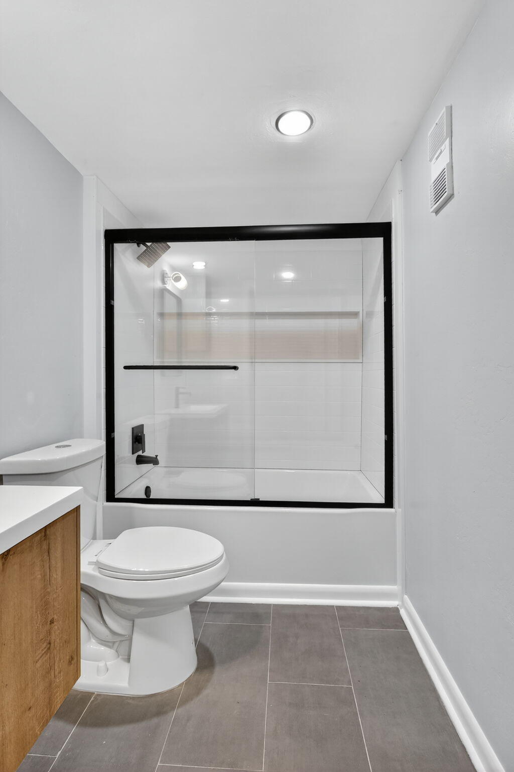 WHITEHALL CONDO OF THE LANDS OF THE PRESIDENT - Residential