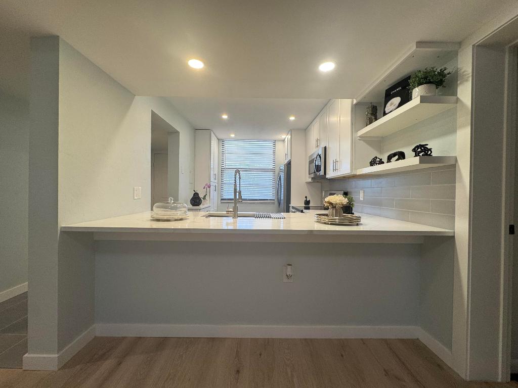 3710 Whitehall Drive 404