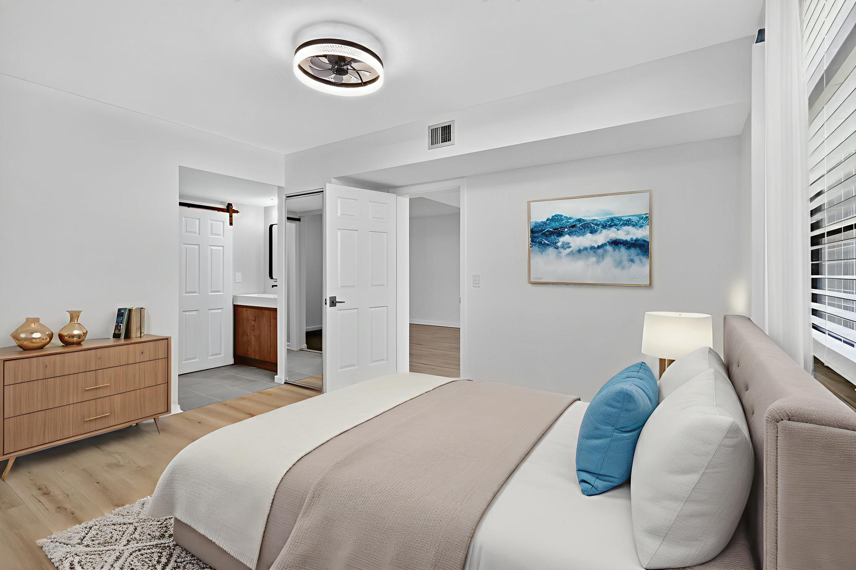 WHITEHALL CONDO OF THE LANDS OF THE PRESIDENT - Residential