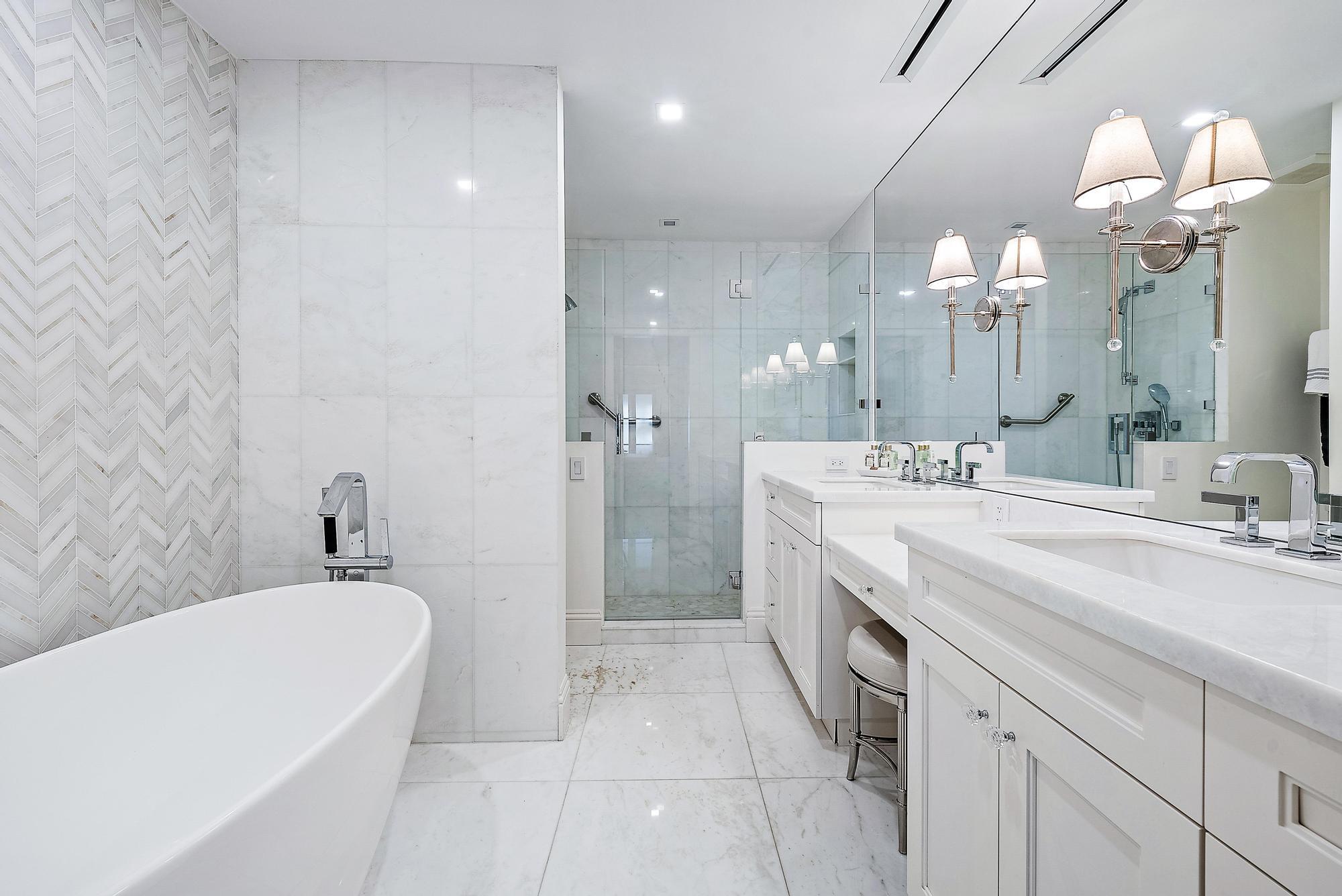 THREE HUNDRED OCEAN BLVD - Residential