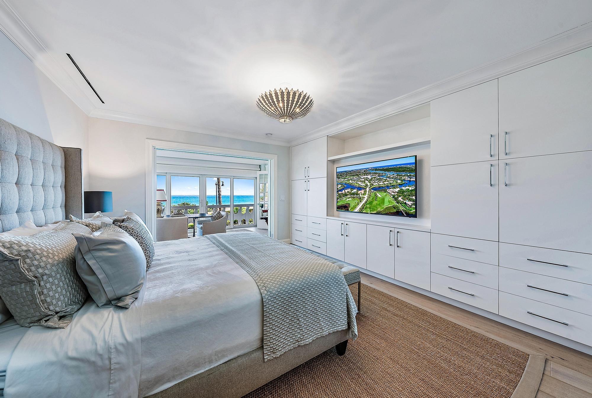 THREE HUNDRED OCEAN BLVD - Residential