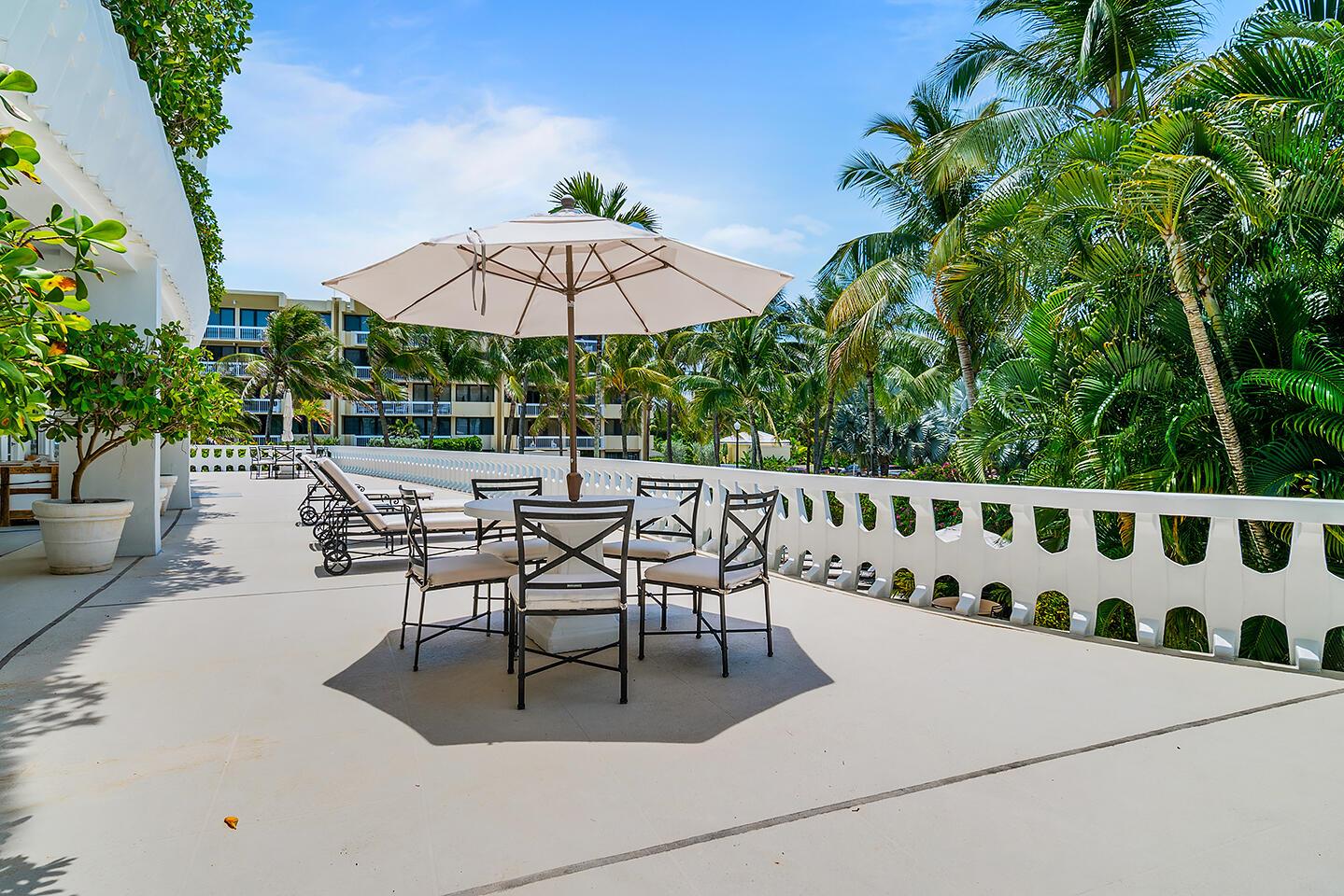 THREE HUNDRED OCEAN BLVD - Residential