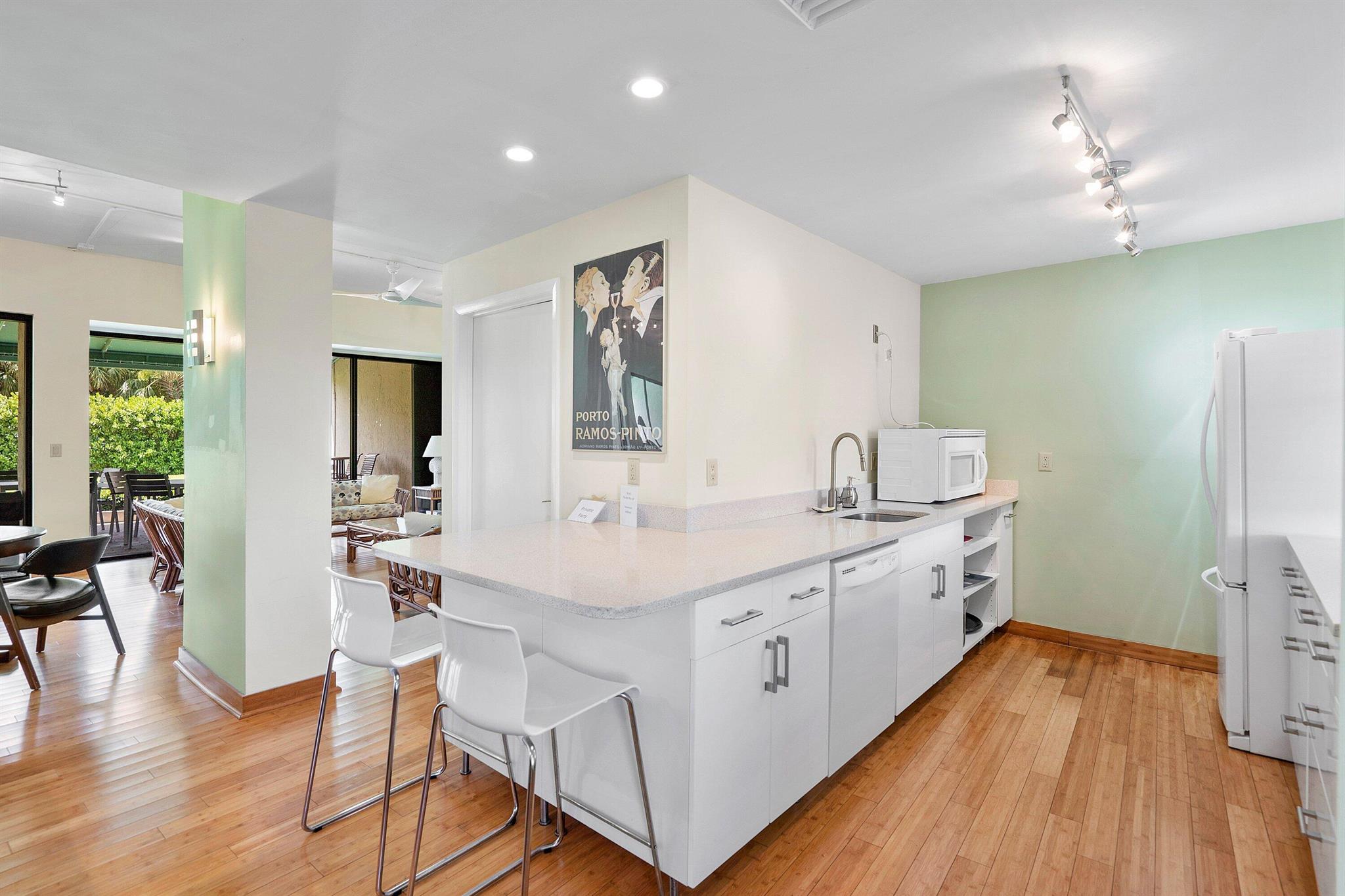 PLACIDO MAR CONDO - Residential