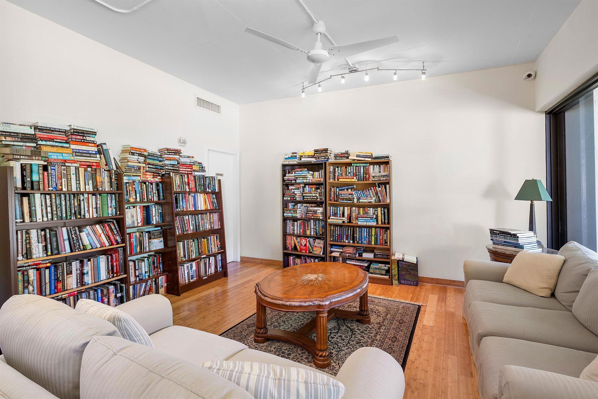 PLACIDO MAR CONDO - Residential