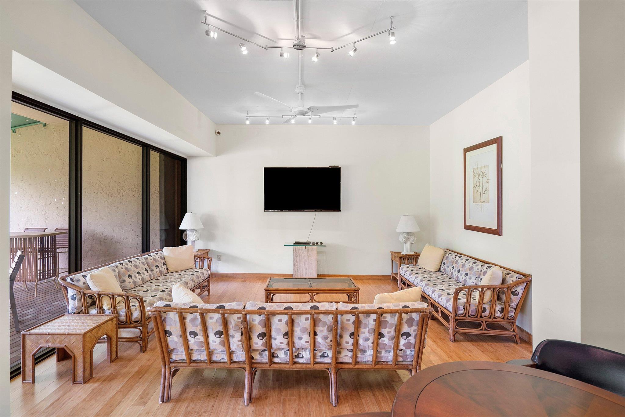 PLACIDO MAR CONDO - Residential