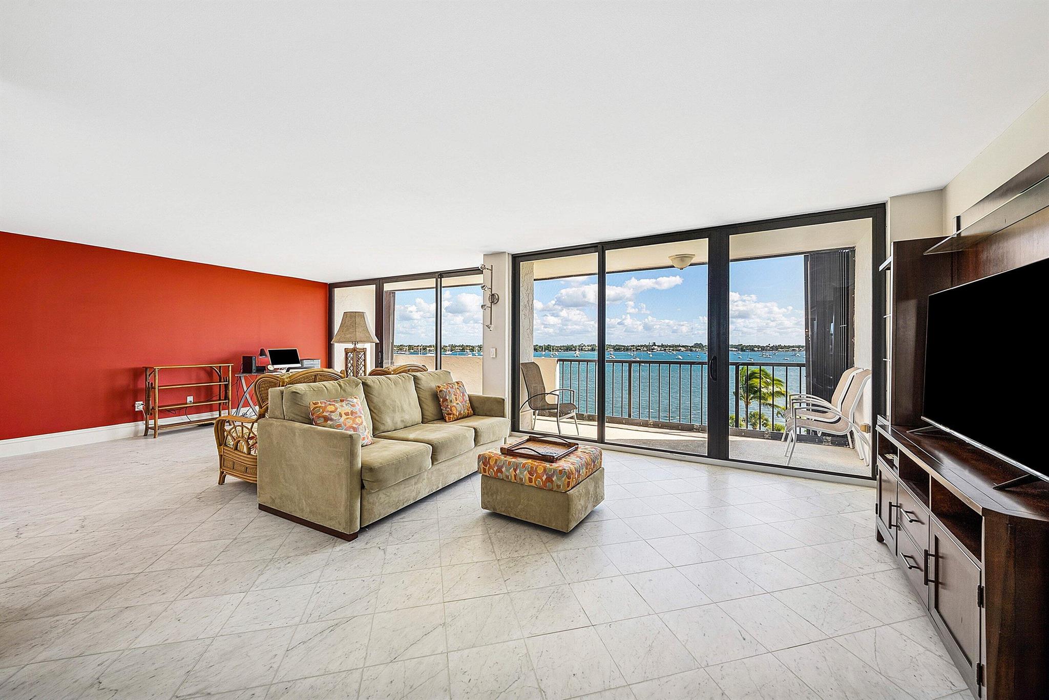 PLACIDO MAR CONDO - Residential