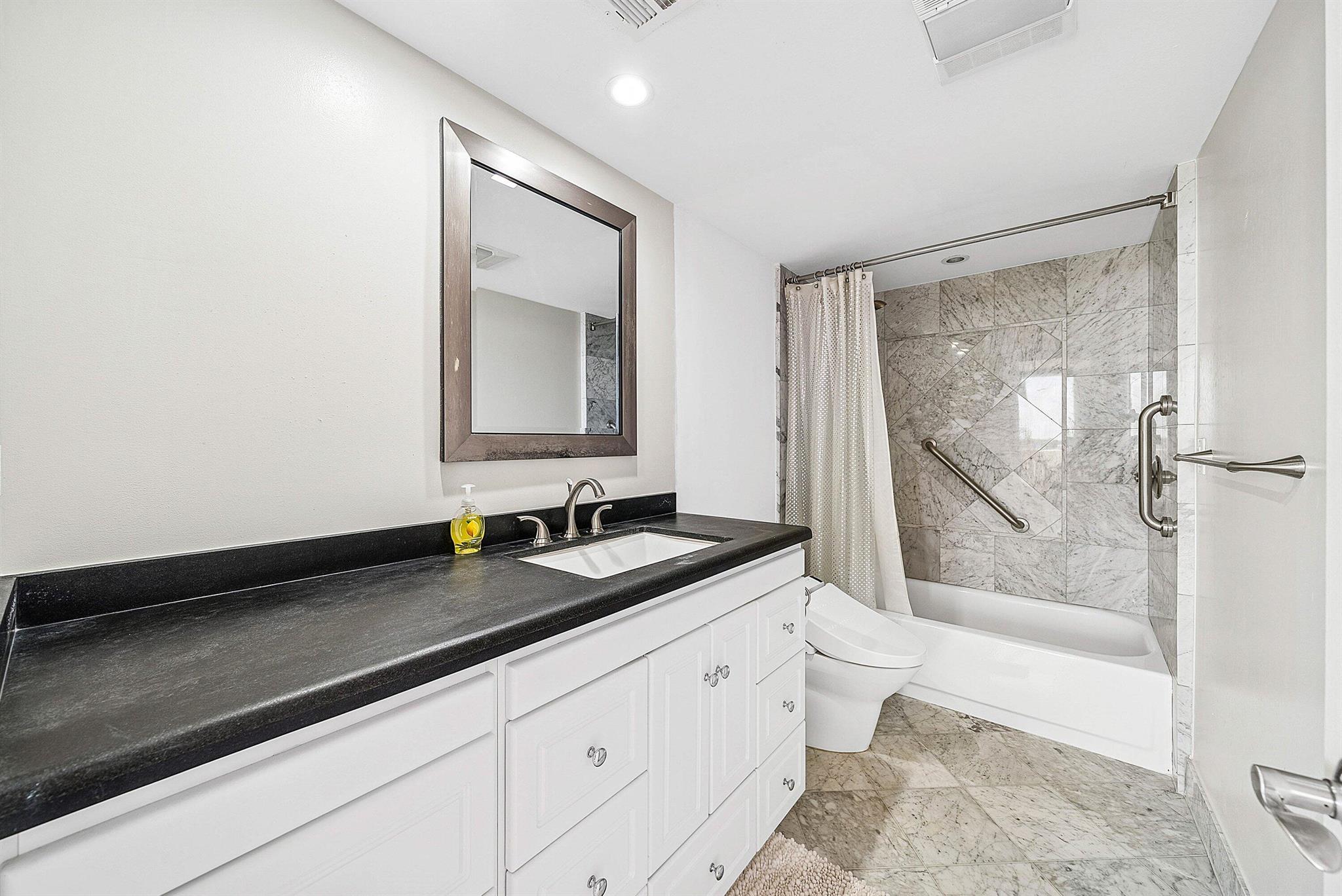 PLACIDO MAR CONDO - Residential