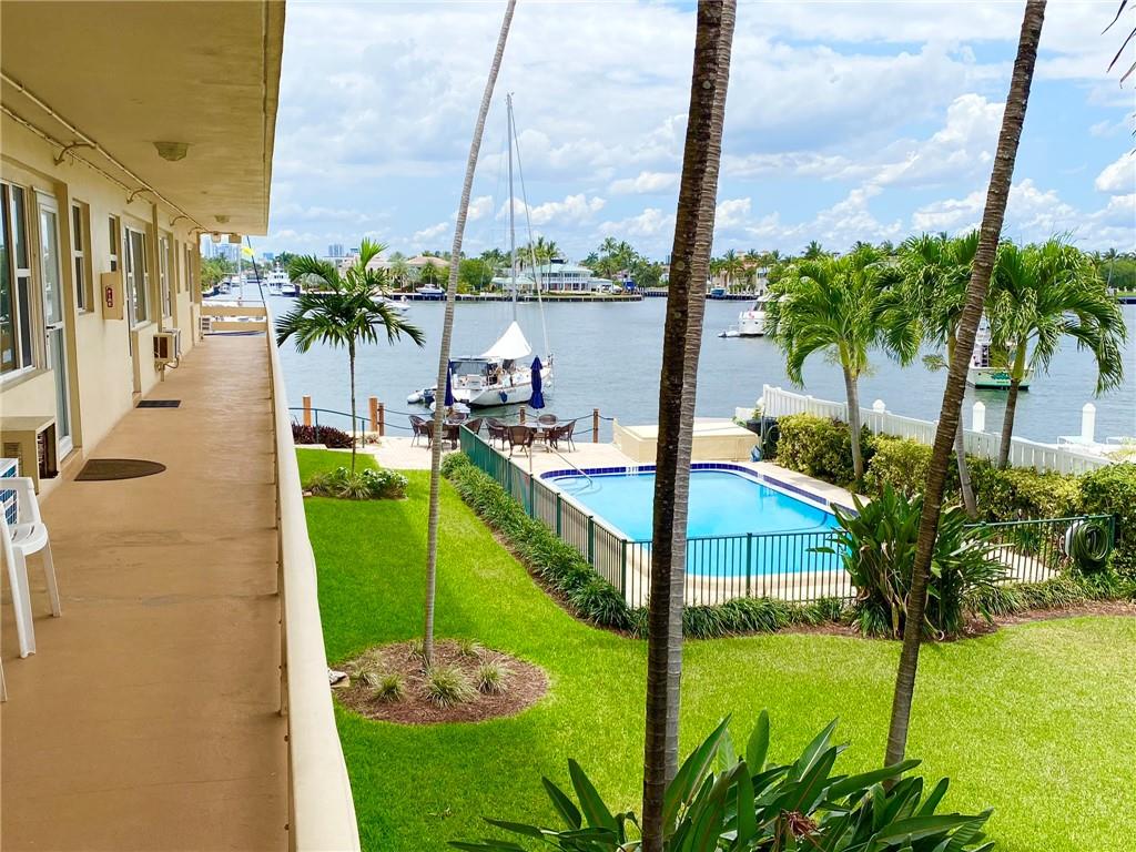 HARBOR HOUSE EAST - Residential