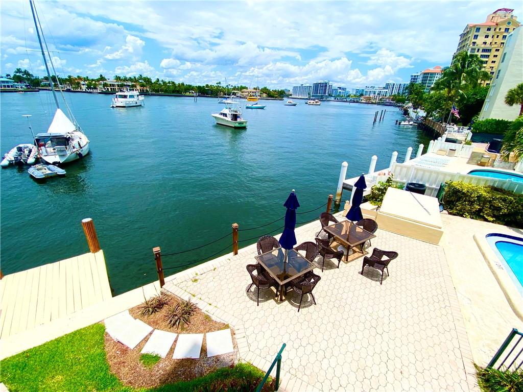 HARBOR HOUSE EAST - Residential