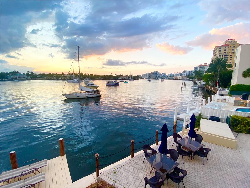 HARBOR HOUSE EAST - Residential