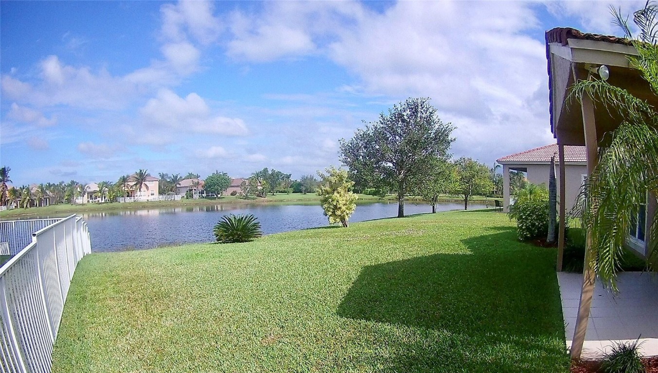 PEMBROKE FALLS-HARBOUR IS - Residential