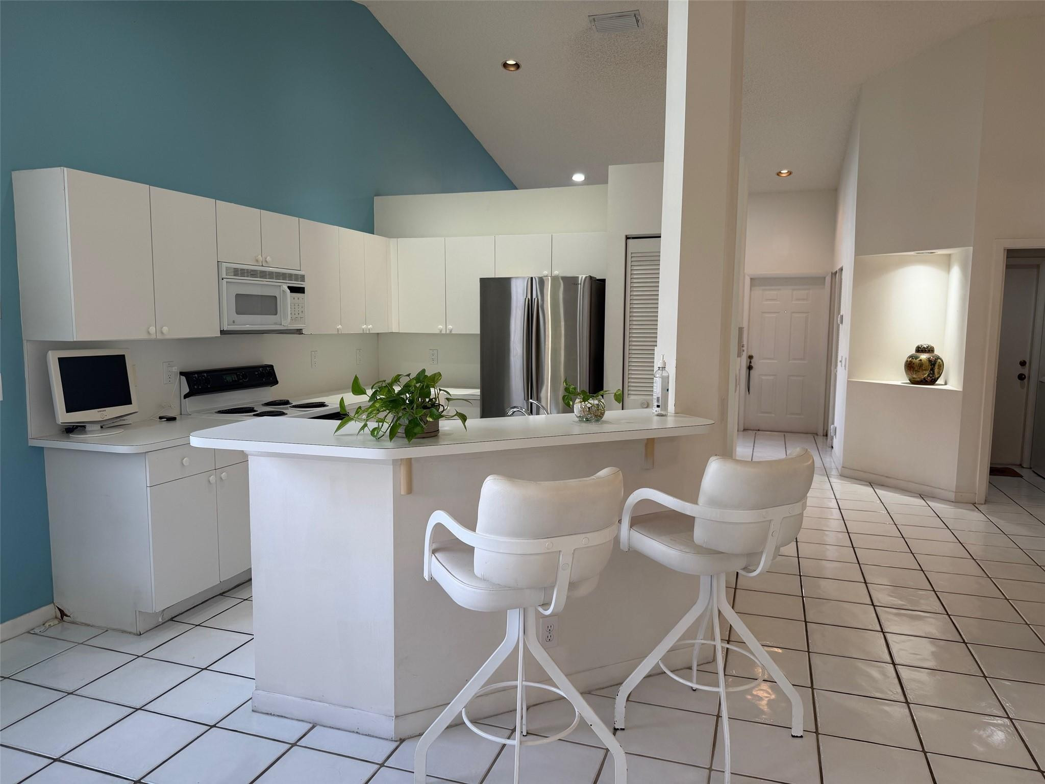 THE FALLS - Residential