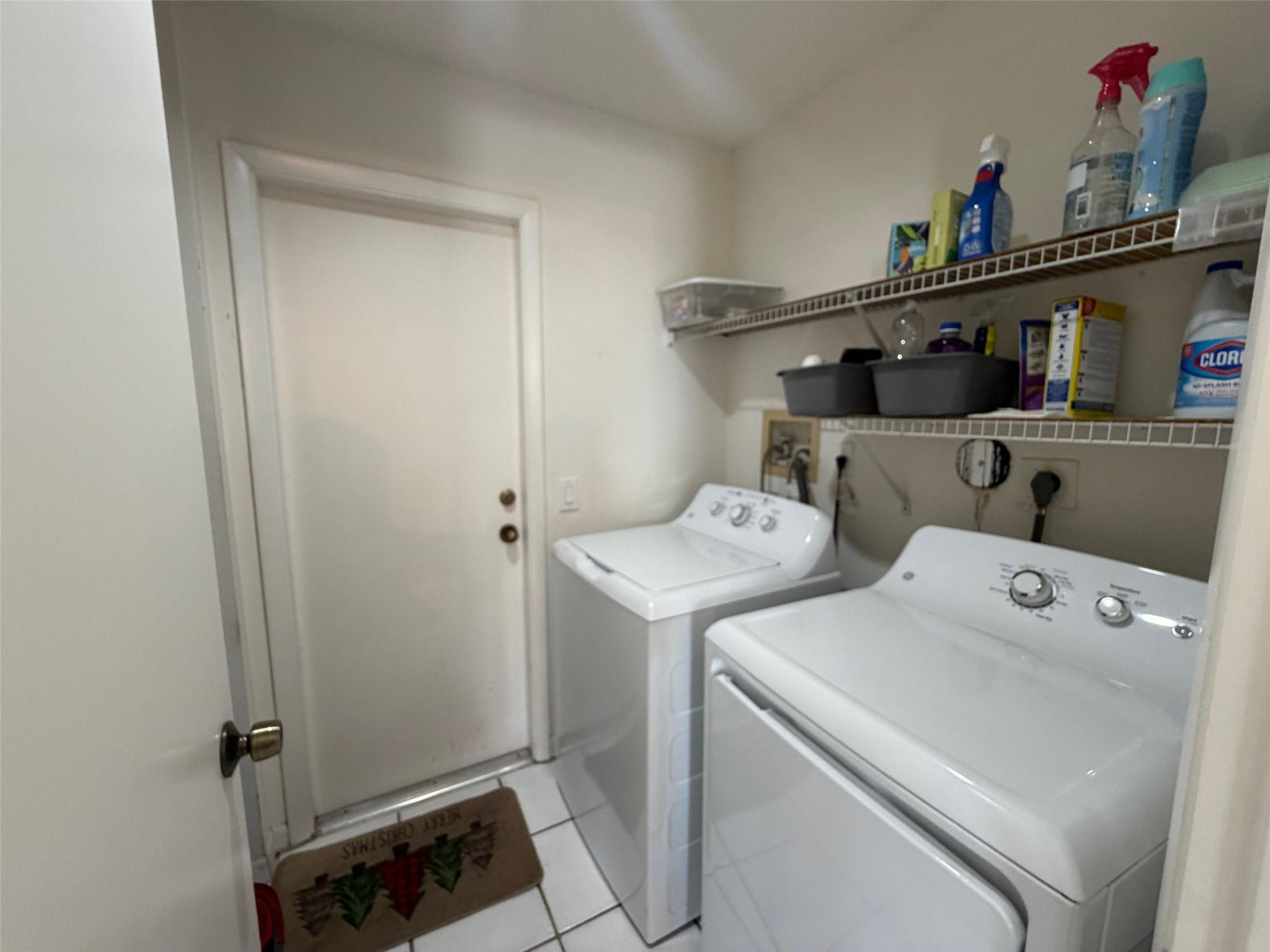 THE FALLS - Residential