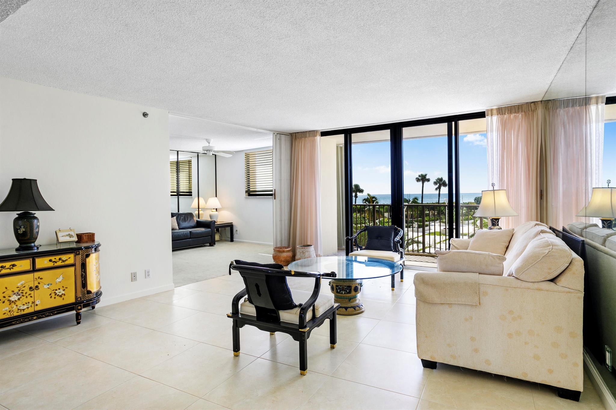 200 Ocean Trail Way 106, Jupiter, FL, 33477/$598,000 4 200 Ocean Trail Way 106