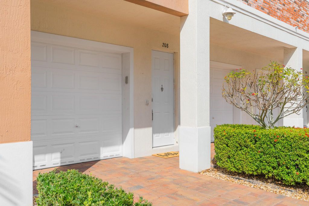 Photo of 10560 SW Stephanie Way #1208, Port Saint Lucie, FL 34987 (MLS # R11059236)