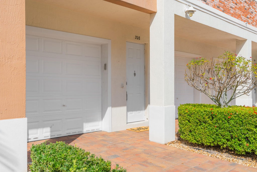Photo of 10560 SW Stephanie Way #1208, Port Saint Lucie, FL 34987 (MLS # R11059236)