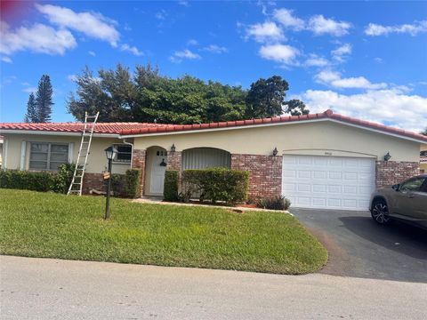 A home in Deerfield Beach