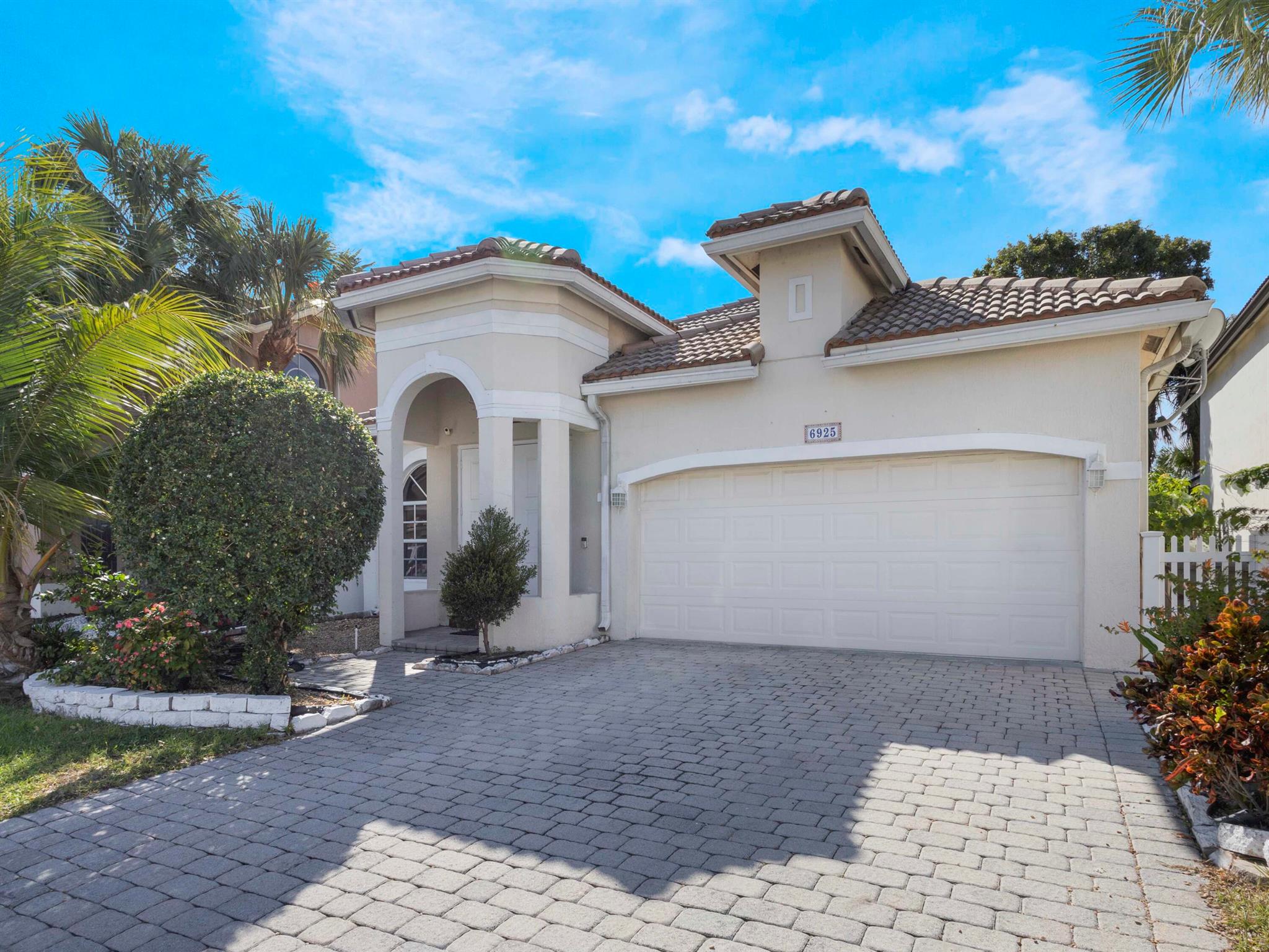 BOYNTON ESTATES 2 - Residential