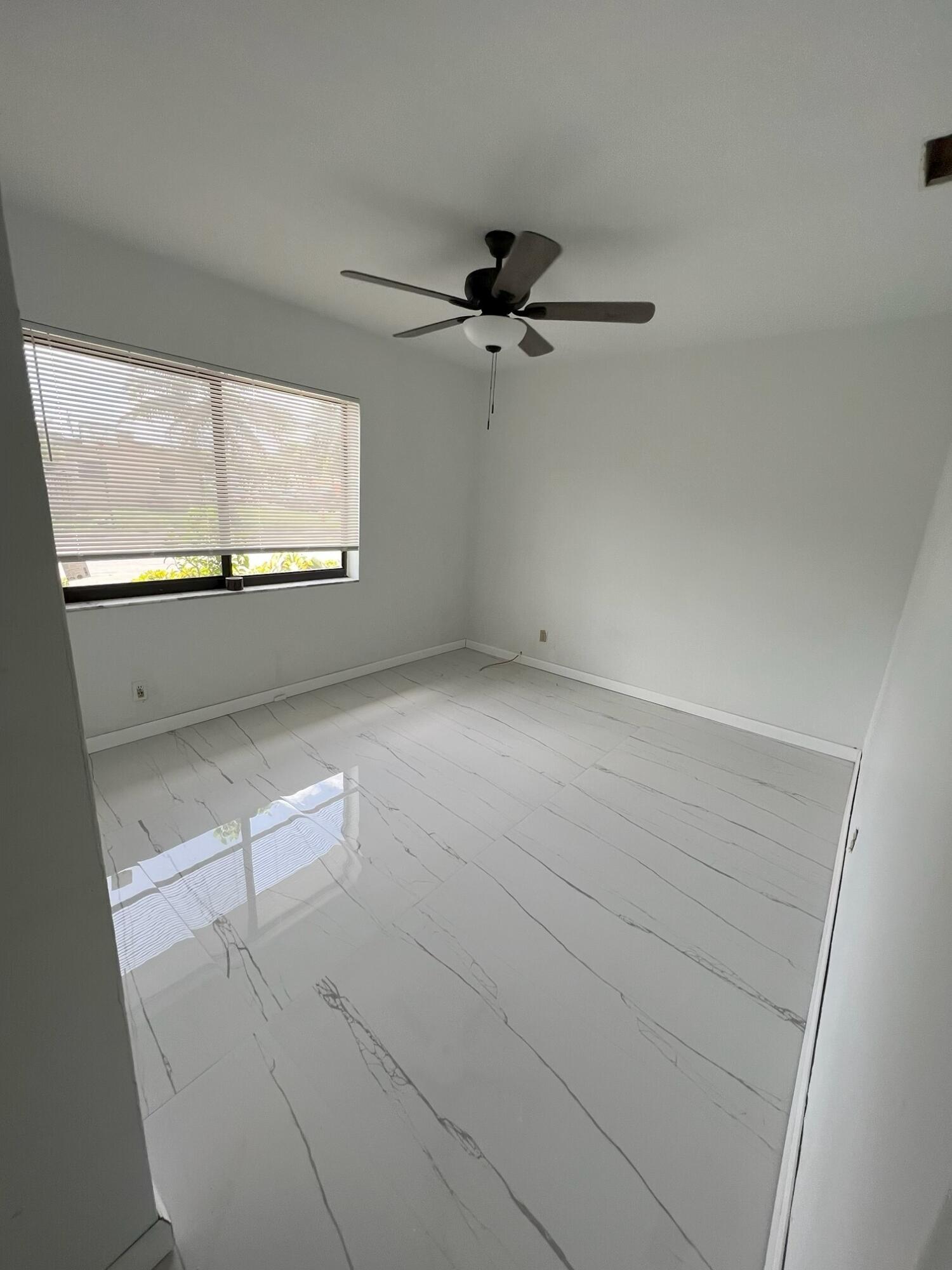 4040 NW 31st Terrace