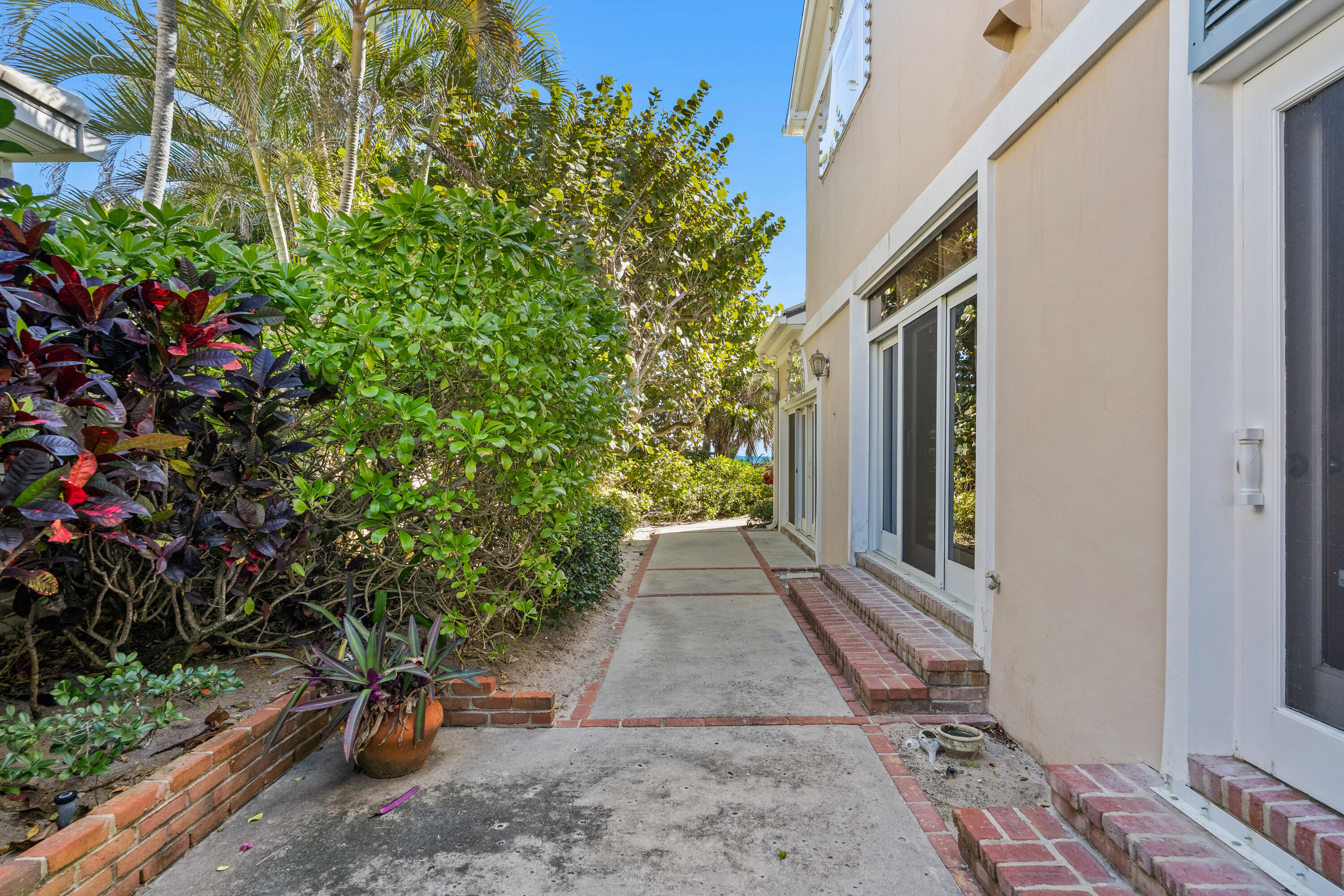 SEA FOREST COURT SUBDIVISION - Residential