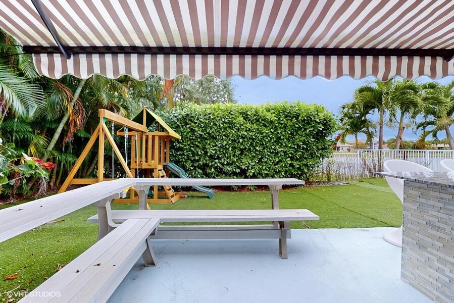 ISLES AT WELLINGTON 3 - Residential Lease