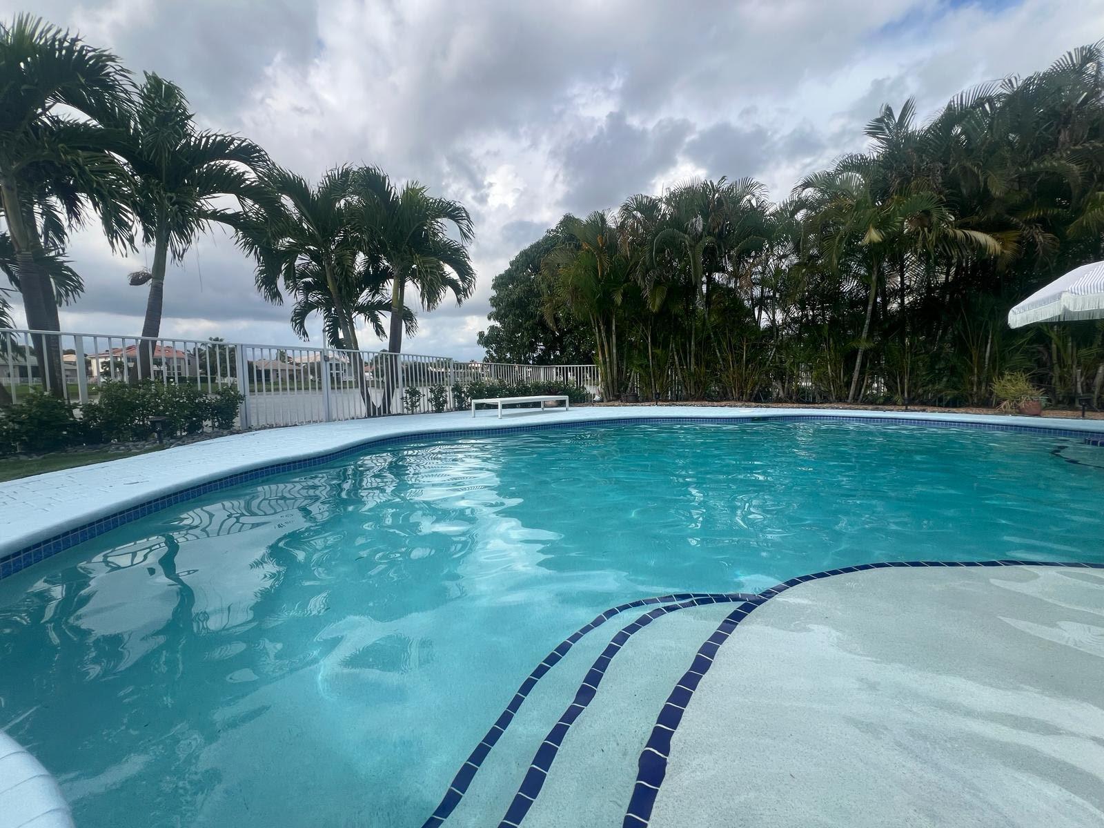 ISLES AT WELLINGTON 3 - Residential Lease