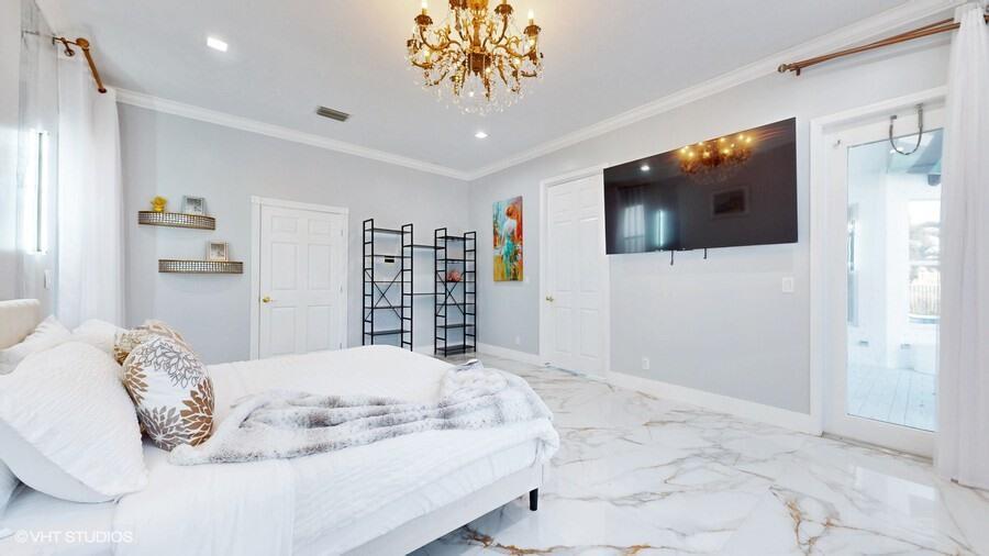 ISLES AT WELLINGTON 3 - Residential Lease