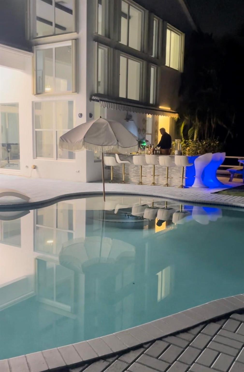 ISLES AT WELLINGTON 3 - Residential Lease