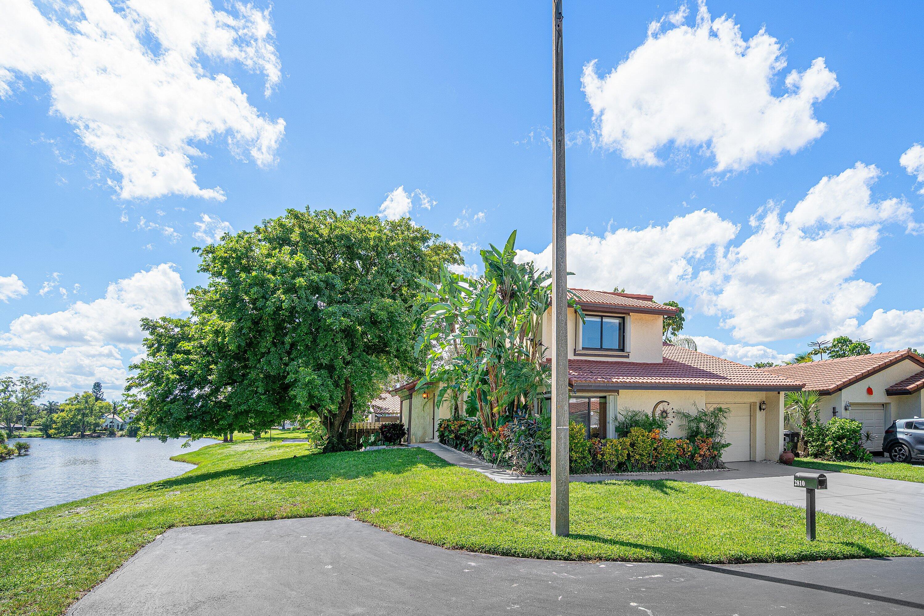 2810 SAND PINES Court